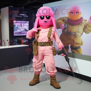 Pink Sniper mascotte...