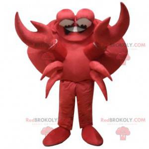 Komisches rotes Krabbenmaskottchen mit seinen großen Krallen -