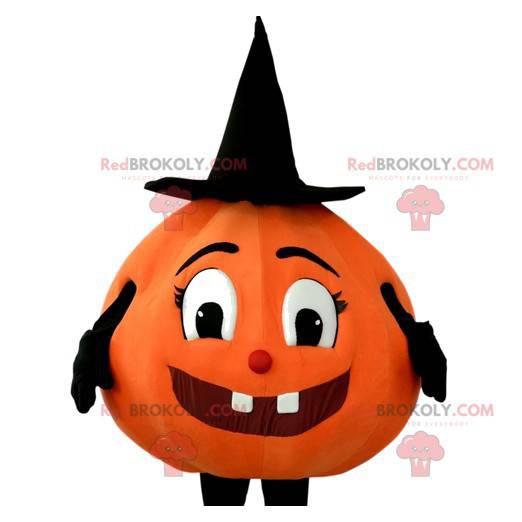 Bonita mascota de calabaza con su sombrero puntiagudo y negro -