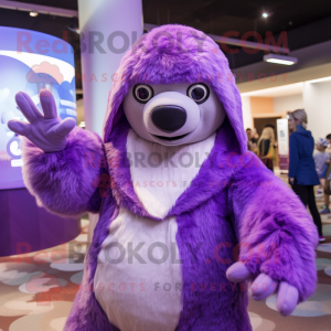 Purple Giant Sloth mascotte...