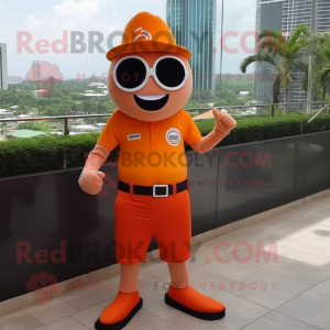 Orange magiker maskot...