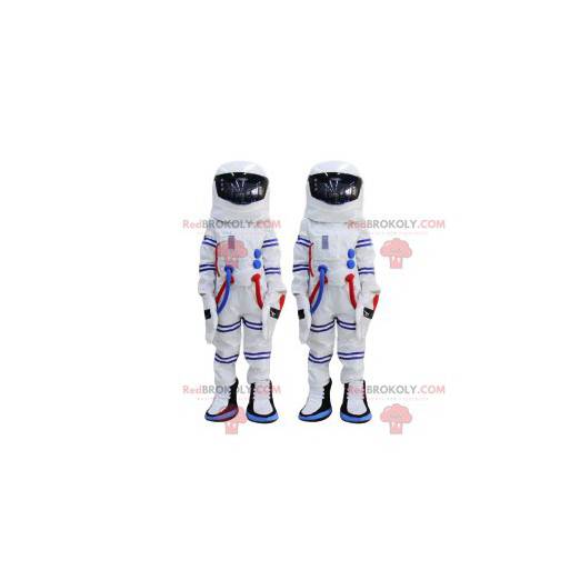 Astronaut maskot duo og deres hvite blå stripete jumpsuit -