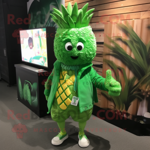 Green Pineapple mascotte...