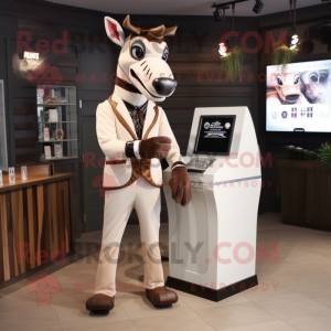 Beige Okapi maskot kostume...