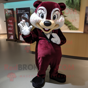 Maroon Skunk mascotte...