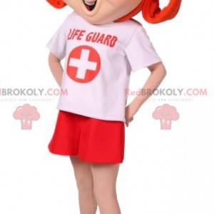 Mascot Pippi Calzaslargas en traje de primeros auxilios -