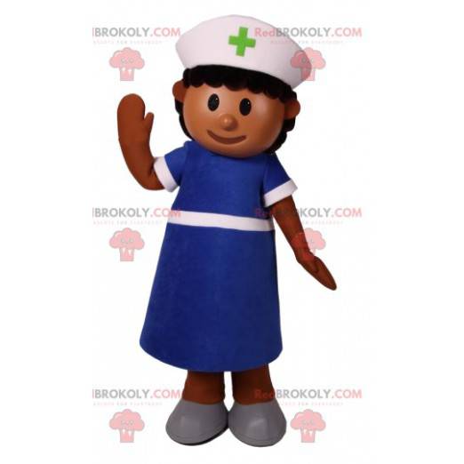 Sygeplejerske-maskot med en blå bluse og kokkehue -