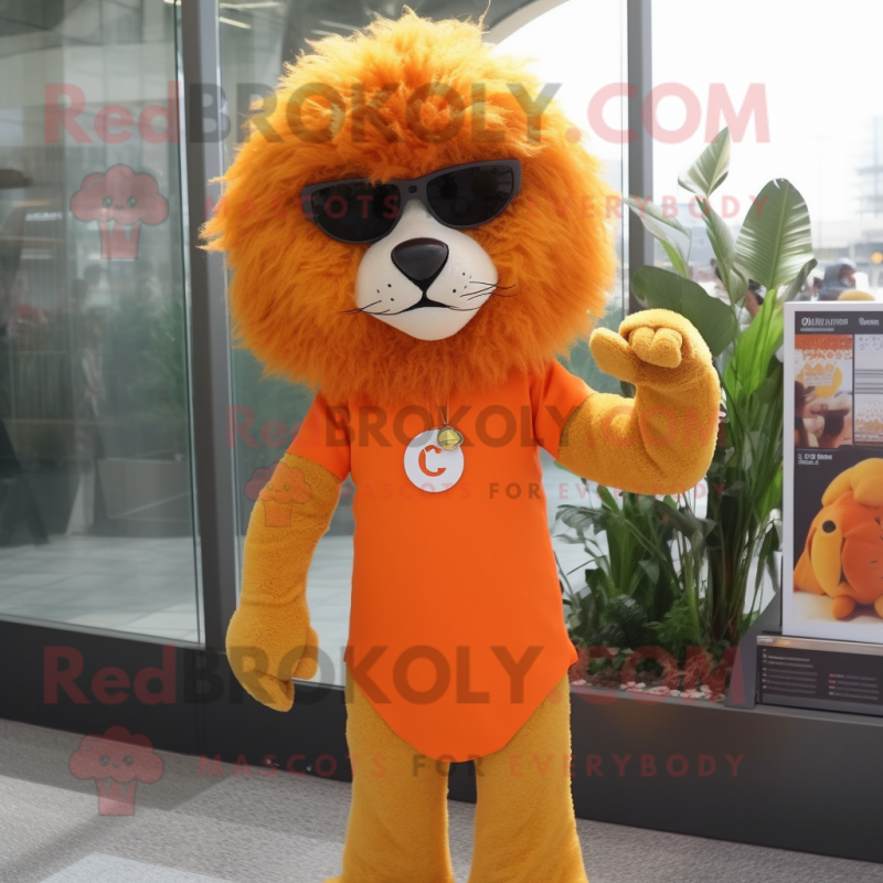Personagem de fantasia de mascote Orange Lion vestido com um vestido de  cintura império e óculos de sol - Trajes de mascote -  Cortar  L (175-180CM)