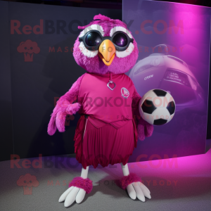 Magenta Falcon mascotte...