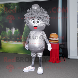 Stříbrný hamburger maskot...