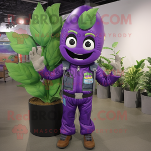 Purple Beanstalk maskot...
