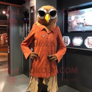 Rust Falcon maskot kostym...