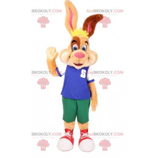 Mascotte di coniglio in abiti sportivi. Costume da coniglietto