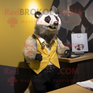 Gold Badger maskot kostume...