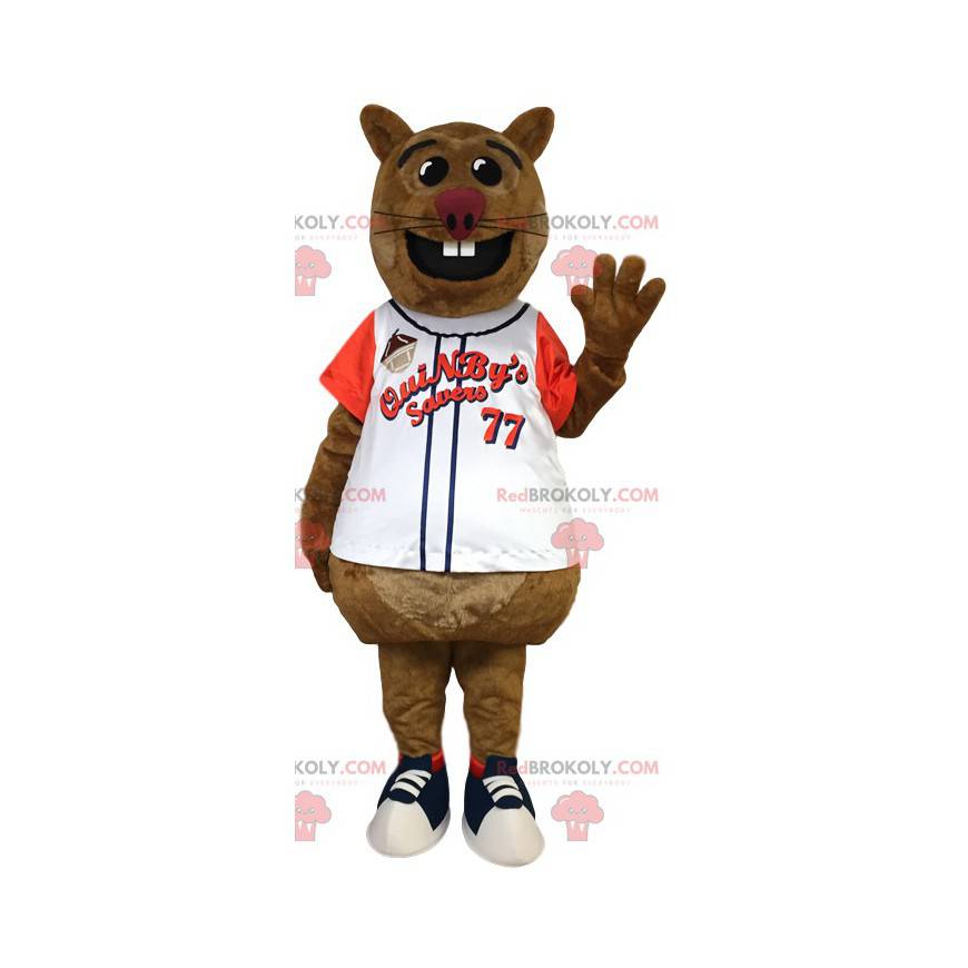 Mascota de la rata marrón en una camiseta deportiva. Disfraz de