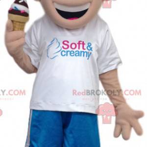 Kleine jongen mascotte met een ijshoorntje - Redbrokoly.com