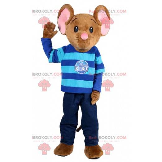 Mascotte del mouse marrone in jeans e maglione a righe. -