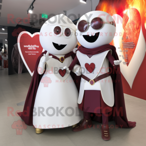 Maroon Arrow Of Love maskot...
