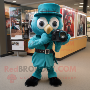 Teal camera mascotte...