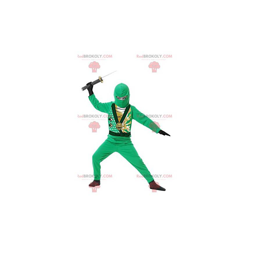 Guerriero ninja verde mascotte con la sua spada. -