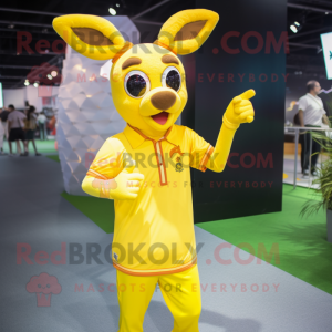 Lemon Yellow Deer mascotte...