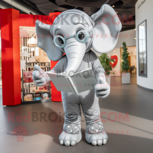 Silver Elephant mascotte...