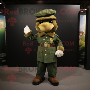 Gold Green Beret maskot...