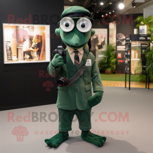 Forest Green Camera maskot...