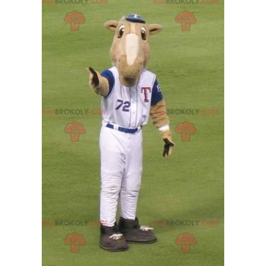 Brown camel mascot in baseball outfit - Redbrokoly.com