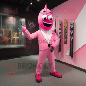 Pink Knife Thrower mascotte...