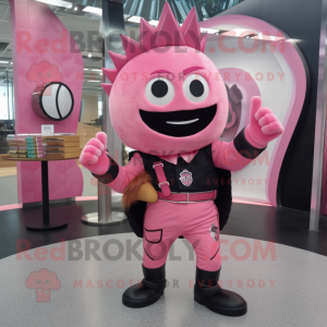 Pink Knife Thrower mascotte...