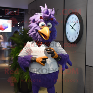 Purple Roosters maskot...