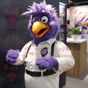 Purple Roosters maskot...