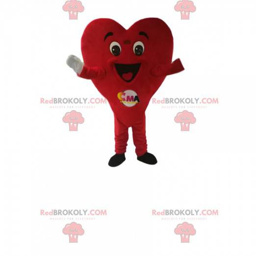 Mascota de corazón rojo muy feliz. Disfraz de corazón -