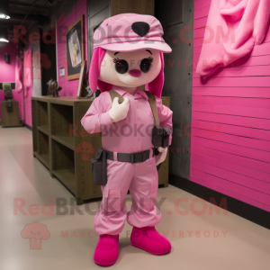 Pink Soldier mascotte...