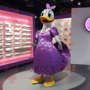 Purple Swan mascotte...