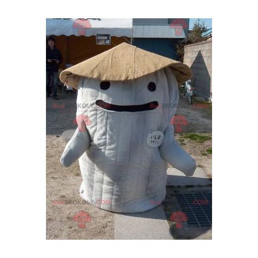 Mascot in the form of a giant and smiling white and brown hut -