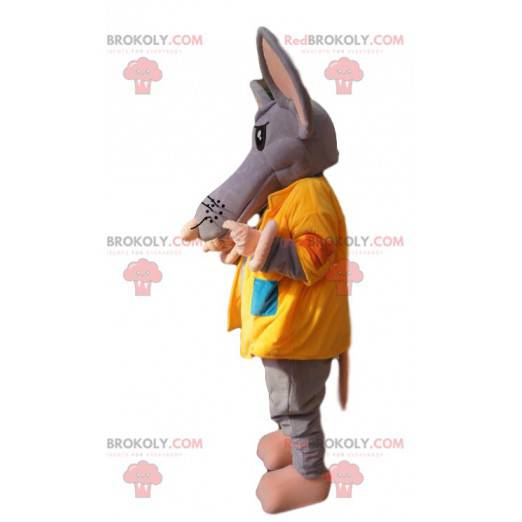 Gray mouse mascot with a yellow jacket and a backpack -