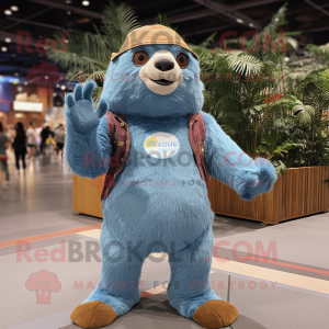 Sky Blue Giant Sloth maskot...