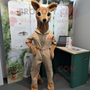 Tan Roe Deer mascotte...