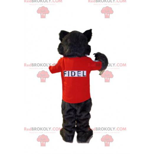 Graues wildes Katzenmaskottchen mit einem roten Hemd -