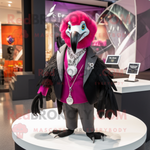 Magenta Vulture mascotte...