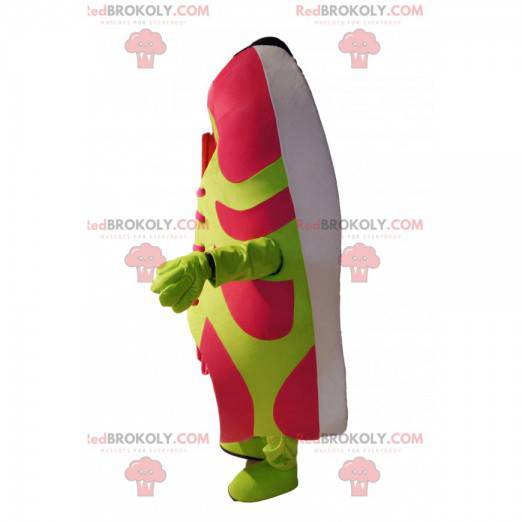Fuchsia en groen basketbalmascotte. Basketbal pak -