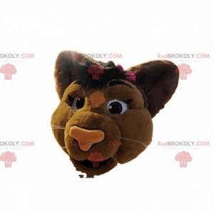 Cabeça de mascote de leoa marrom com gravata borboleta rosa -