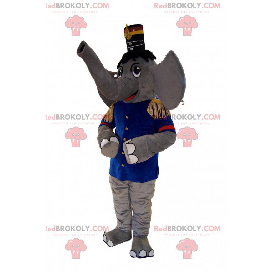 Mascota elefante gris en traje de banda de música, con sombrero