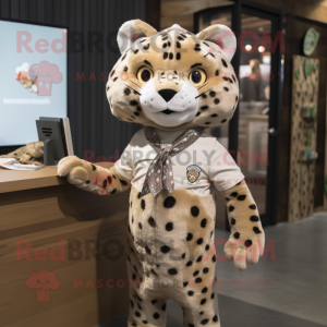 Tan Leopard mascotte...