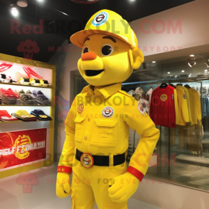 Gul Fire Fighter maskot...