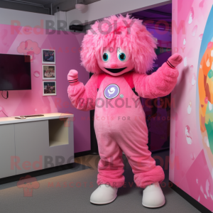 Pink Momentum mascotte...