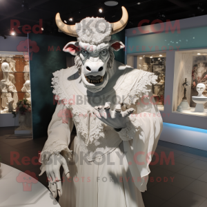 Silver Minotaur maskot...