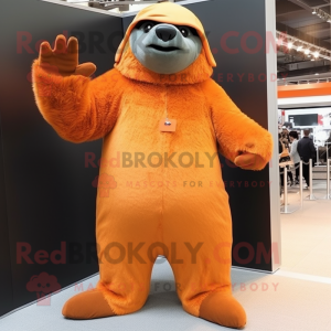 Orange Giant Sloth mascotte...